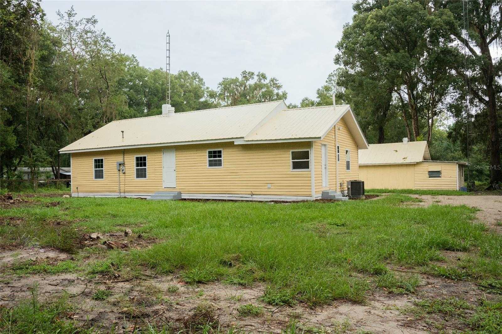 photo 1: 1750 NE 180TH STREET, CITRA FL 32113