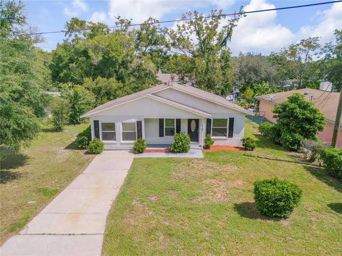 photo 1: 524 W OAKLAND AVENUE, OAKLAND FL 34760