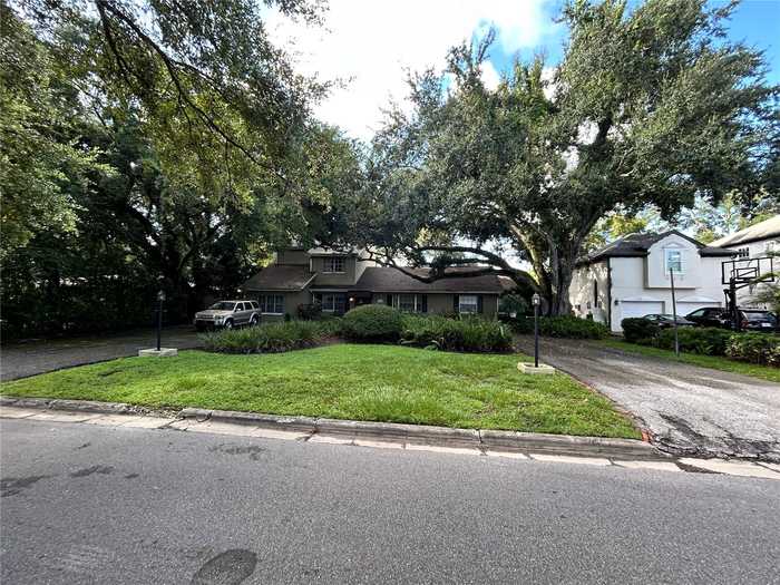 photo 2: 4504 W LAMB AVENUE, TAMPA FL 33629