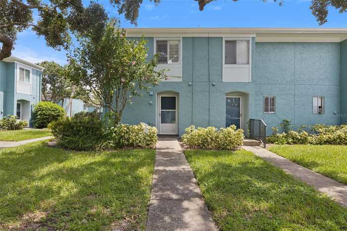 photo 1: 136 115TH AVENUE N, ST PETERSBURG FL 33716