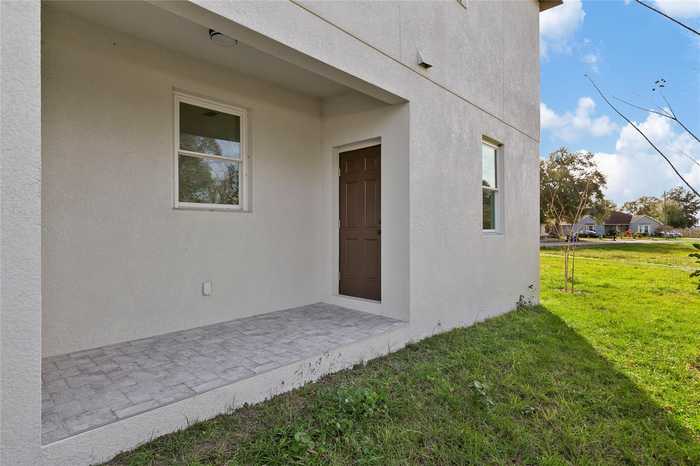 photo 2: 3265 LAUREL DALE ROAD, TAMPA FL 33618