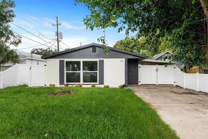 photo 1: 916 17TH STREET N, SAINT PETERSBURG FL 33713