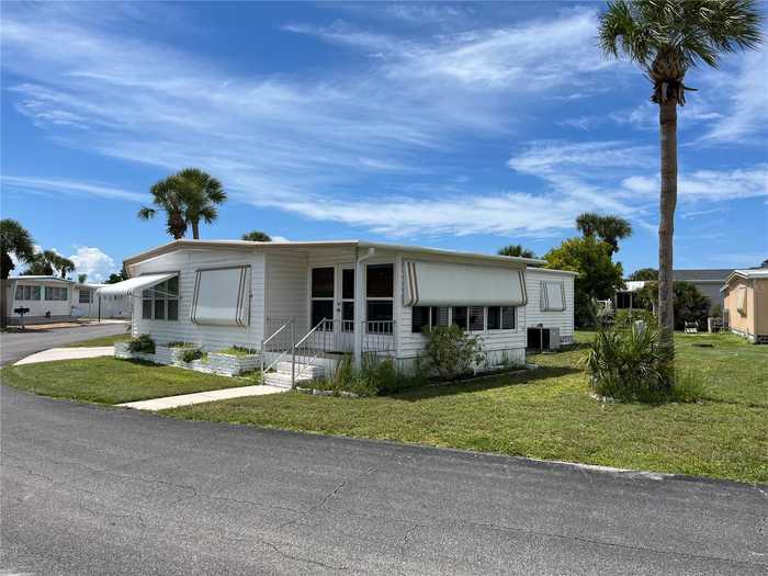 photo 2: 633 COMO DRIVE, VENICE FL 34285