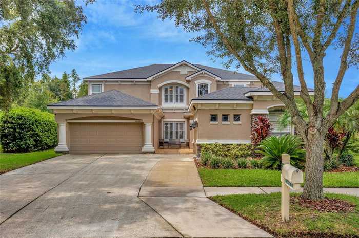 photo 2: 10103 EVERGREEN HILL DRIVE, TAMPA FL 33647