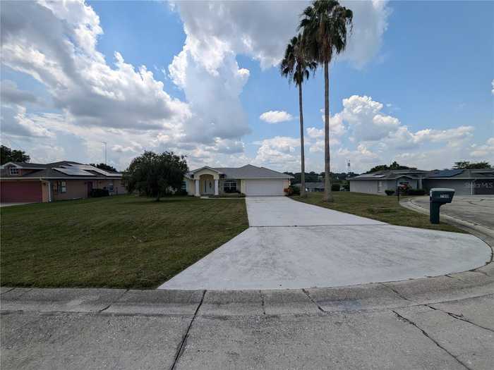 photo 2: 700 ROBY COURT, DUNDEE FL 33838