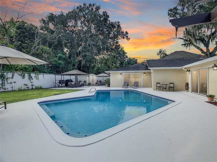 photo 2: 205 S HIGHLAND AVENUE, WINTER GARDEN FL 34787