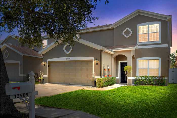 photo 2: 12509 BAY BRANCH COURT, TAMPA FL 33635