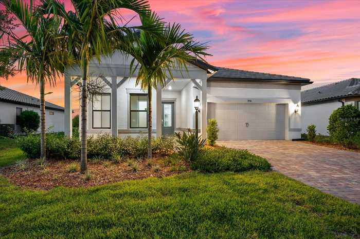 photo 2: 7714 SUMMERLAND COVE, BRADENTON FL 34202