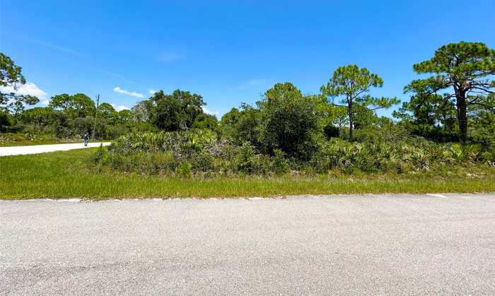 photo 1: 132 CORINE AVENUE NW, LAKE PLACID FL 33852