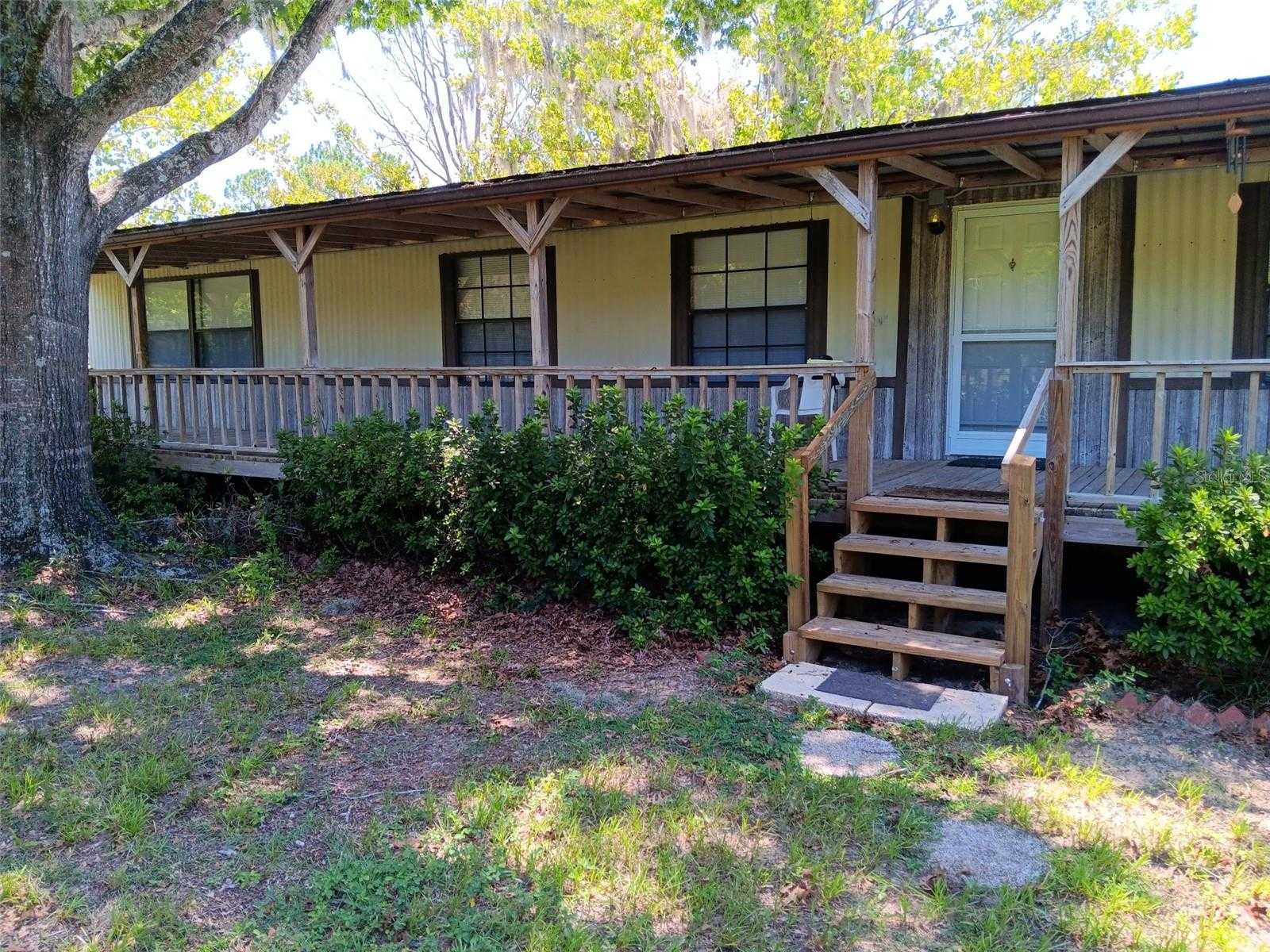 photo 2: 10650 NE 54TH PLACE, BRONSON FL 32621