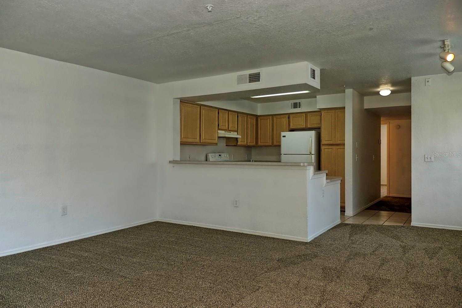 photo 3: 13941 FAIRWAY ISLAND DRIVE Unit 721, ORLANDO FL 32837