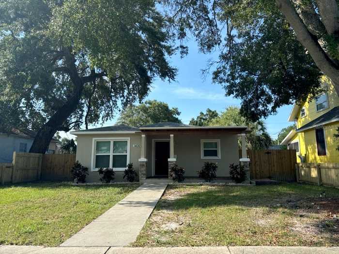 photo 2: 1430 10TH AVENUE S, SAINT PETERSBURG FL 33705