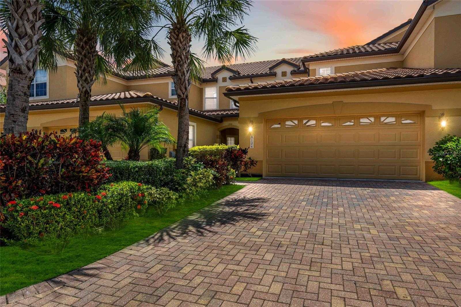 photo 2: 8106 MIRAMAR WAY, LAKEWOOD RANCH FL 34202