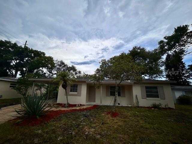 photo 1: 706 BEVERLY AVENUE, ALTAMONTE SPRINGS FL 32701