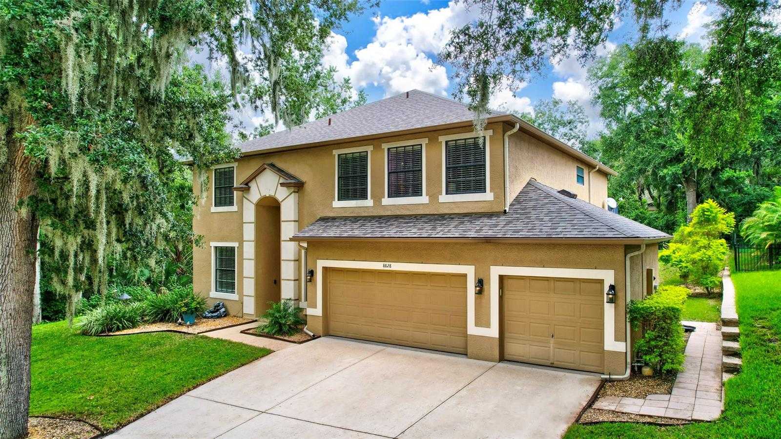 photo 1: 8828 ALAFIA COVE DRIVE, RIVERVIEW FL 33569