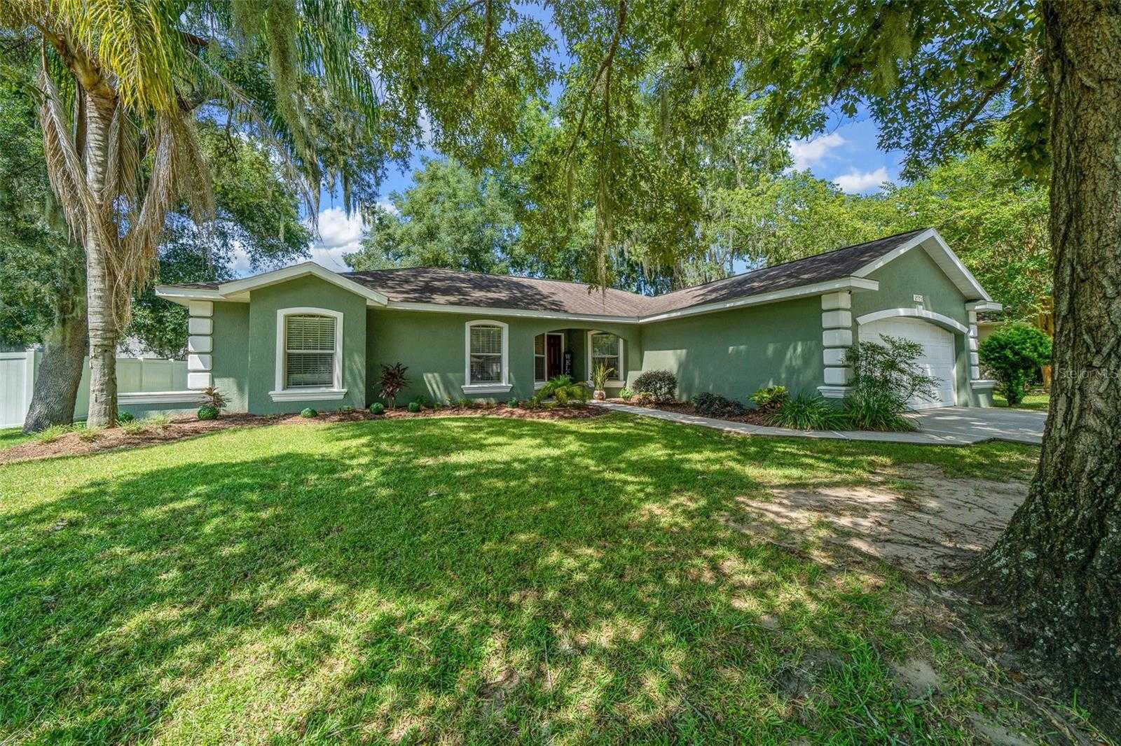 photo 3: 2703 NE 25TH STREET, OCALA FL 34470