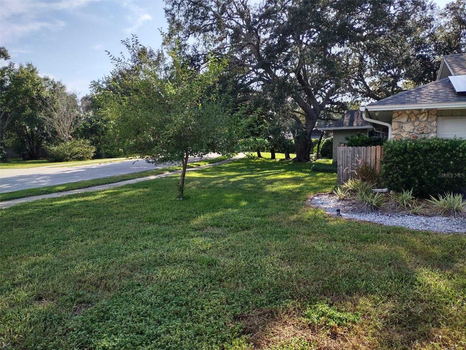 photo 3: 251 E HORNBEAM DRIVE, LONGWOOD FL 32779