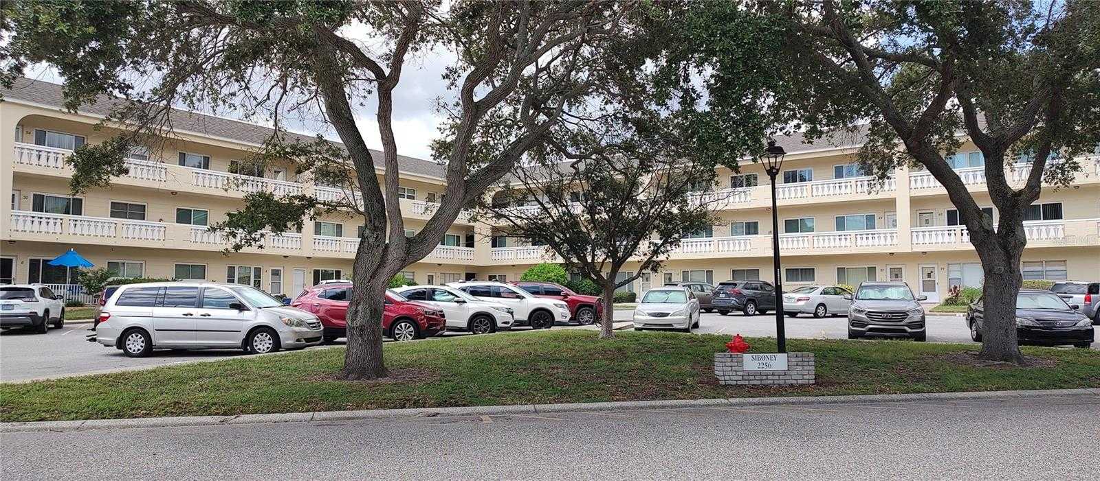 photo 1: 2256 SPANISH DRIVE Unit 10, CLEARWATER FL 33763