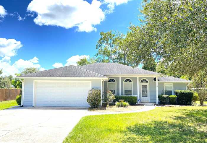 photo 1: 15 SE 7TH AVENUE, WILLISTON FL 32696