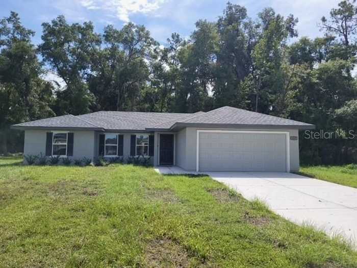 photo 1: 435 NW 4TH. STREET, WILLISTON FL 32696