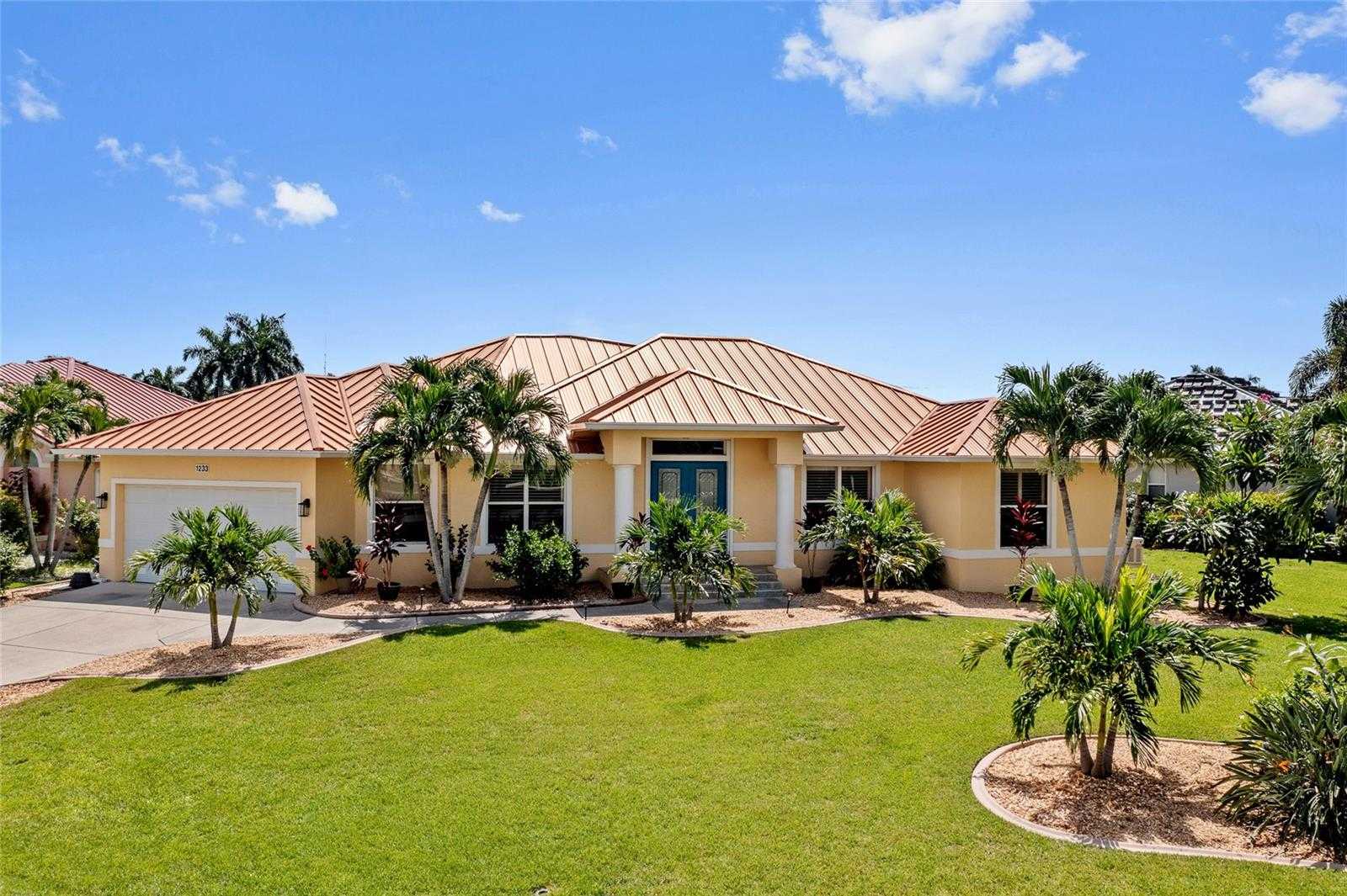 photo 1: 1233 SEA BREEZE COURT, PUNTA GORDA FL 33950