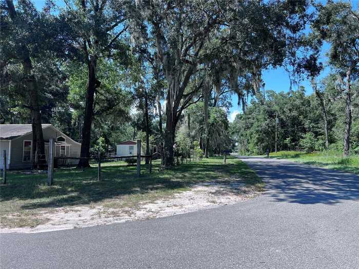 photo 6: NW 90TH COURT, FANNING SPRINGS FL 32693