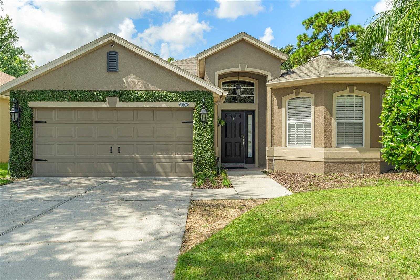 photo 1: 9700 DOGWOOD RIDGE RUN, ORLANDO FL 32829