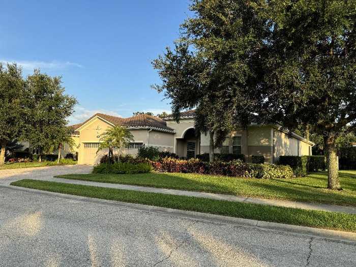 photo 2: 5621 ROCK DOVE DRIVE, SARASOTA FL 34241