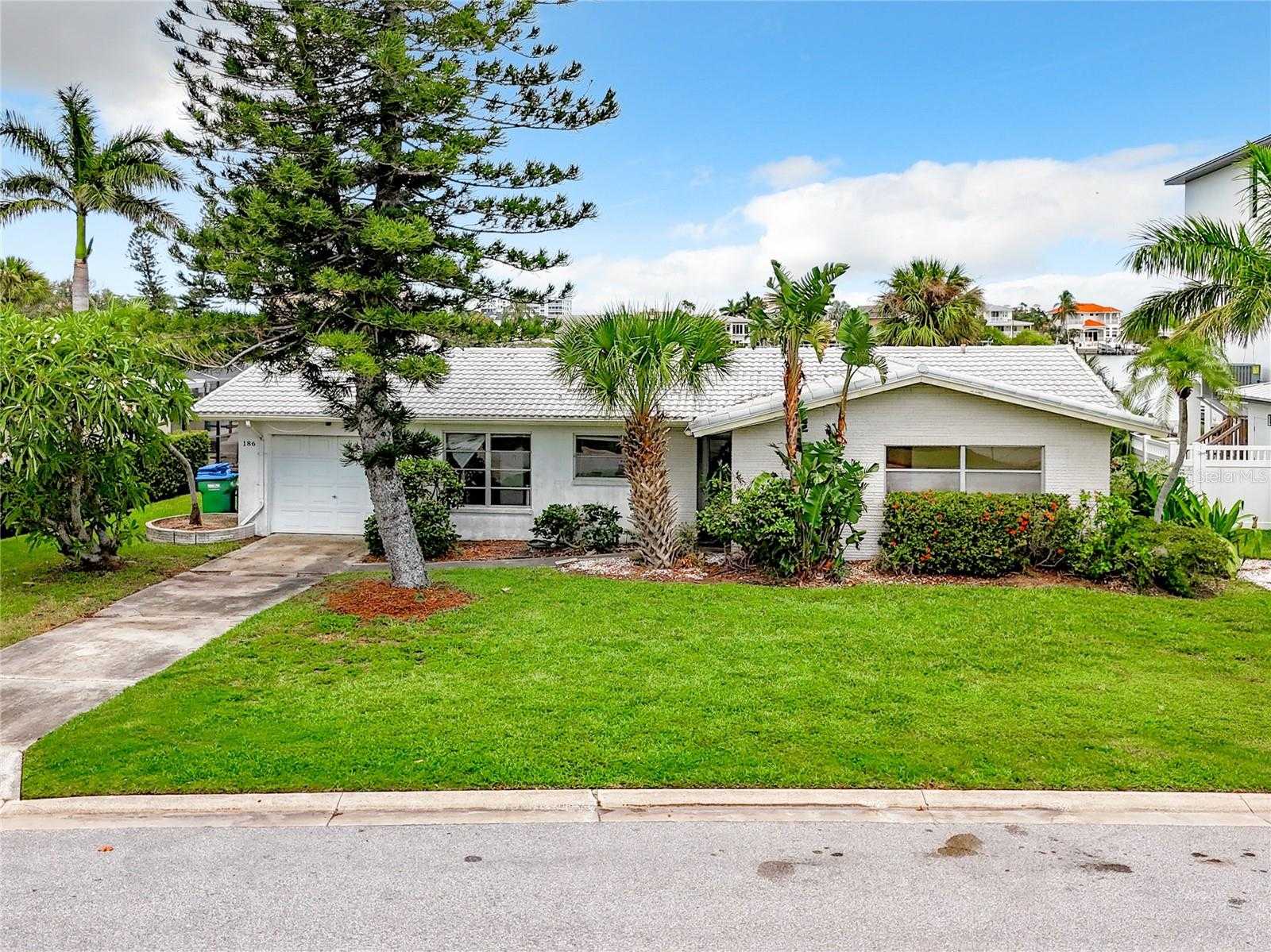 photo 1: 186 BATH CLUB BOULEVARD N, NORTH REDINGTON BEACH FL 33708