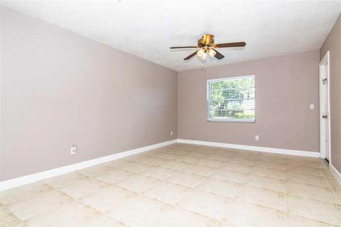 photo 2: 210 RED CEDAR PLACE, BRANDON FL 33510