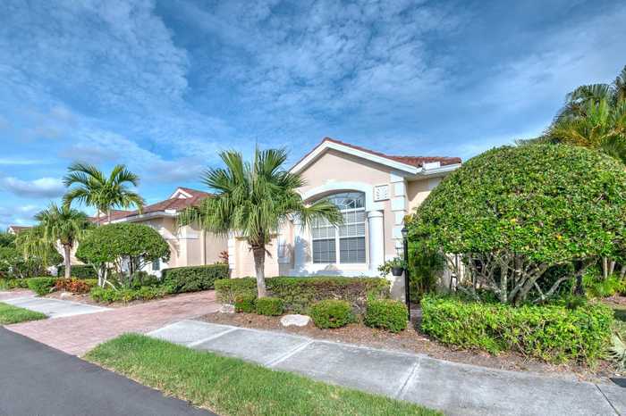 photo 2: 7823 33RD STREET E Unit 20, SARASOTA FL 34243