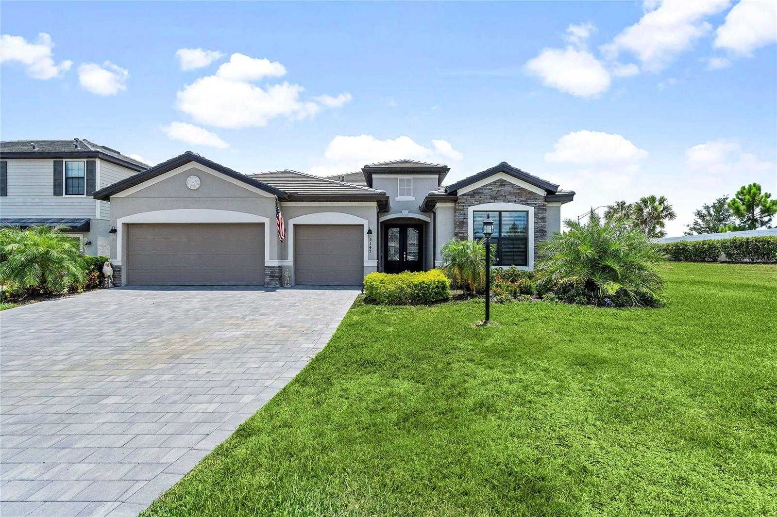 photo 1: 5147 HORIZON EDGE COVE, LAKEWOOD RANCH FL 34211