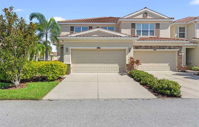 photo 1: 555 52ND TERRACE N, SAINT PETERSBURG FL 33703