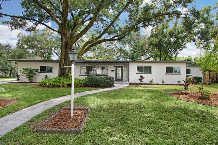 photo 1: 302 SPRINGDALE PLACE, TEMPLE TERRACE FL 33617