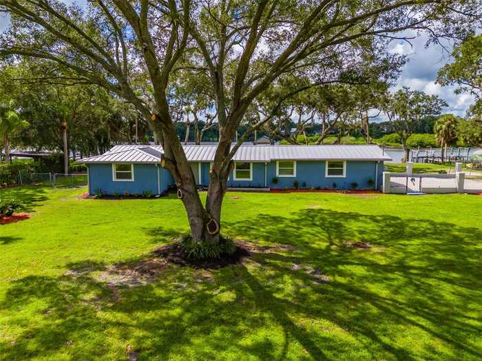 photo 2: 9501 RIVER COVE DRIVE, RIVERVIEW FL 33578