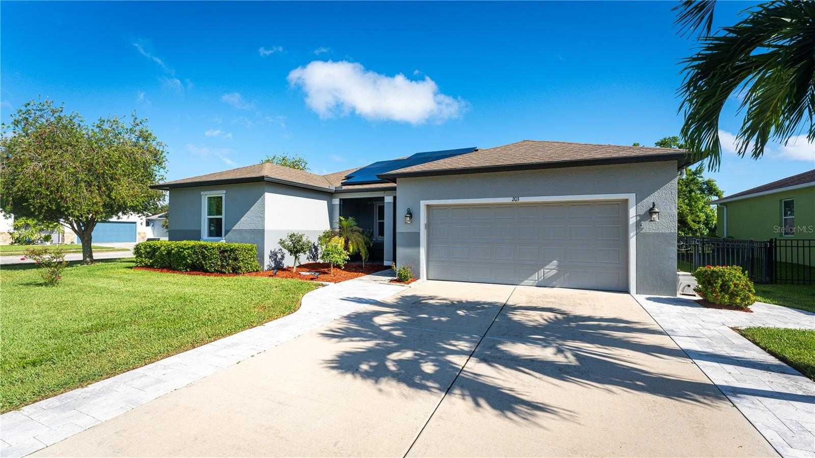 photo 3: 203 65TH AVENUE E, BRADENTON FL 34203