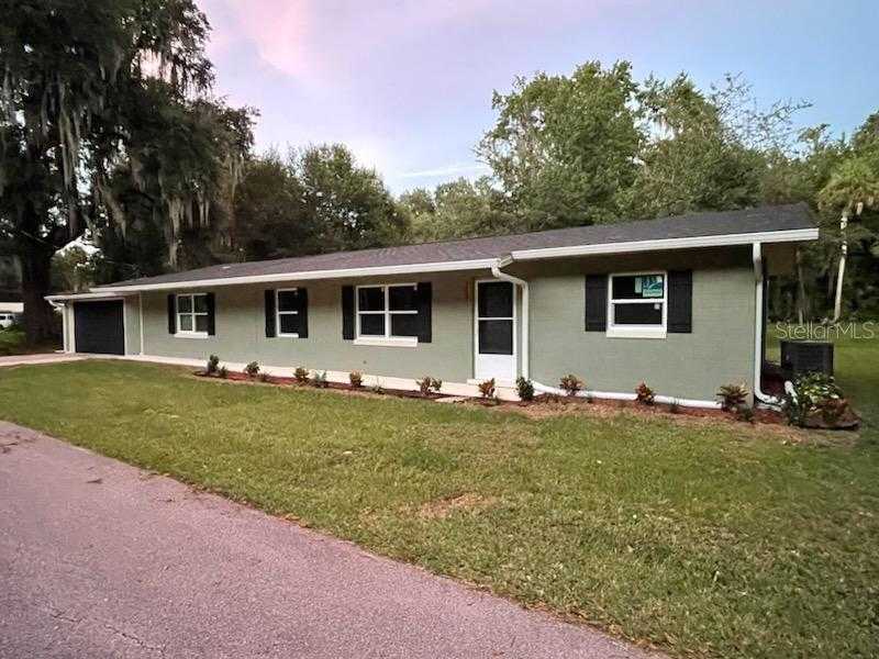 photo 1: 3207 CR 419, LAKE PANASOFFKEE FL 33538