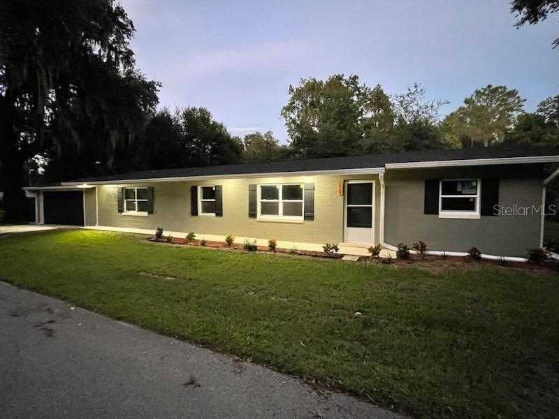 photo 2: 3207 CR 419, LAKE PANASOFFKEE FL 33538