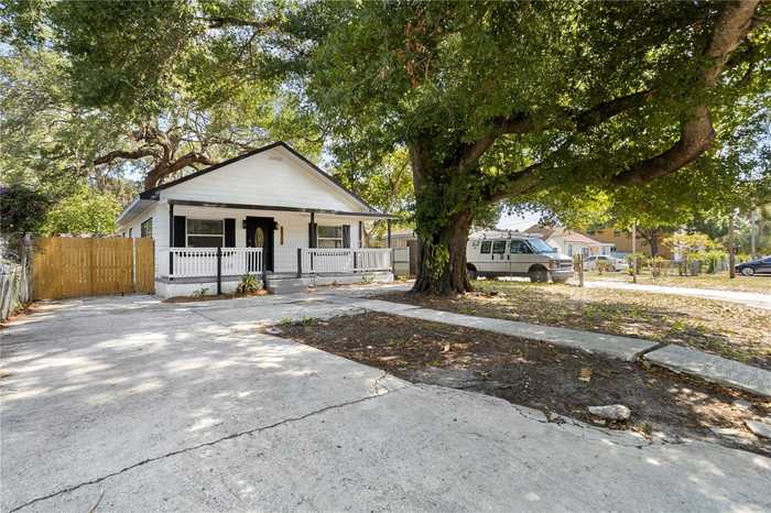 photo 2: 2313 W SAINT ISABEL STREET, TAMPA FL 33607