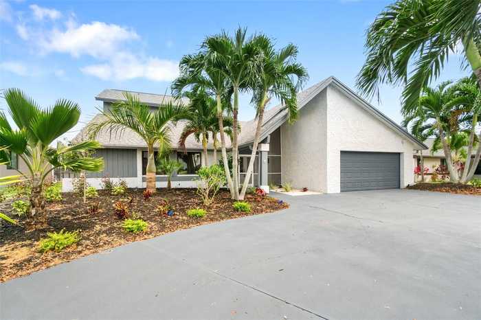 photo 2: 5409 SKYLINE BOULEVARD, CAPE CORAL FL 33914