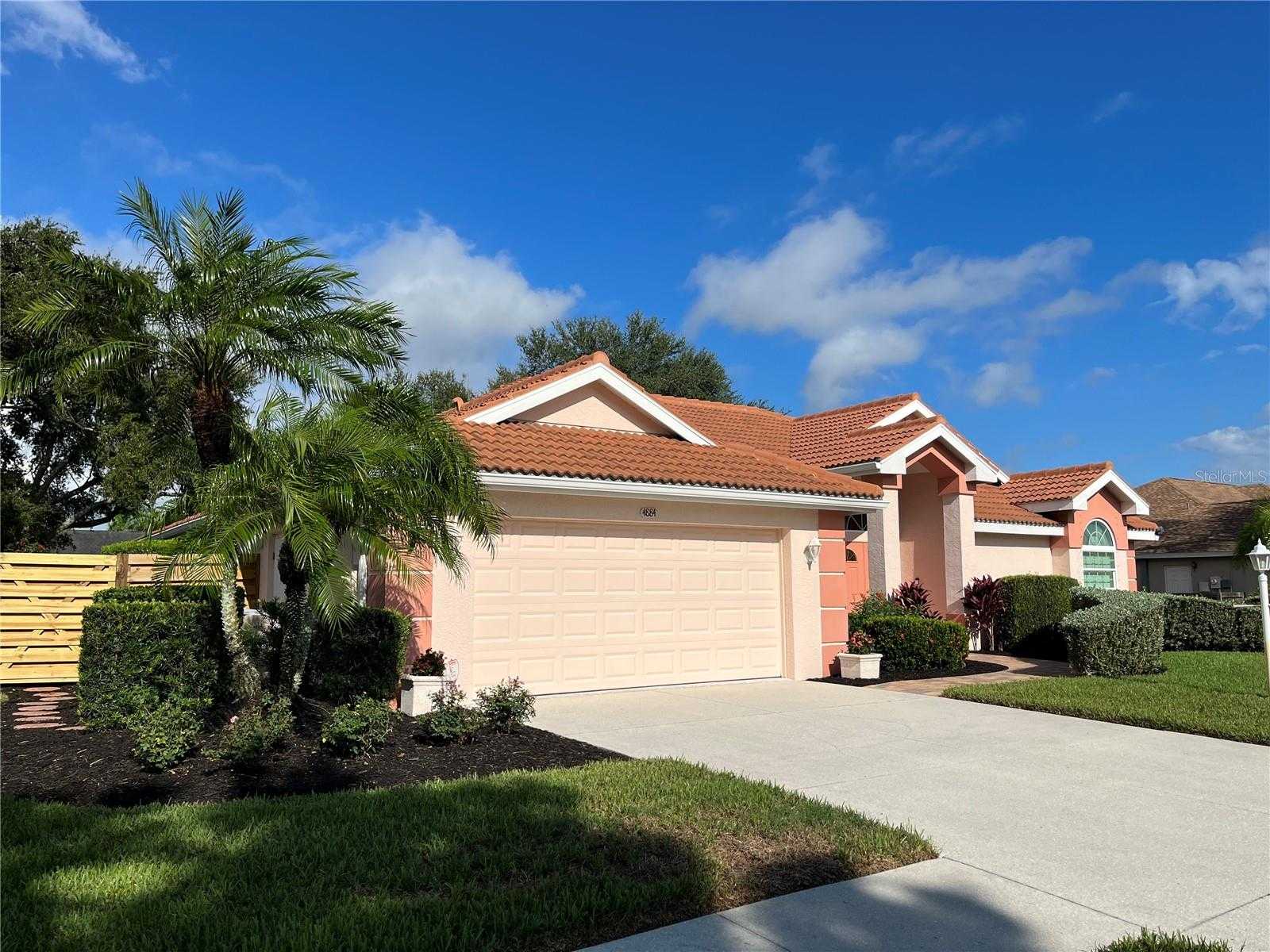 photo 2: 4884 WOOD POINTE WAY, SARASOTA FL 34233