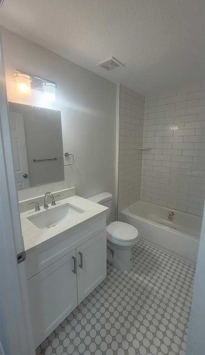 photo 2: 1414 MONROE AVENUE, CLEARWATER FL 33755