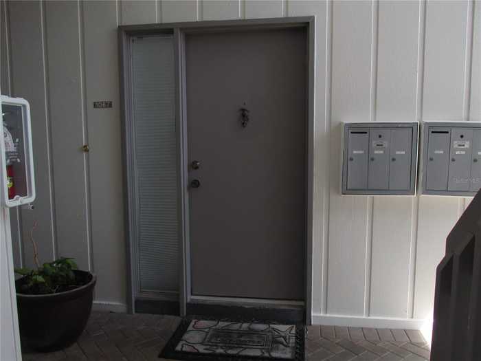 photo 2: 1087 W PEPPERTREE DRIVE W Unit 221D, SARASOTA FL 34242