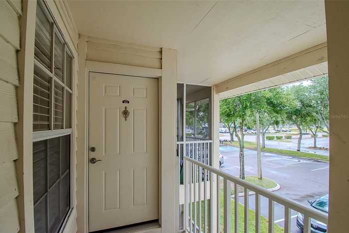 photo 2: 703 PARSONS LAKE PATH Unit 202, BRANDON FL 33511