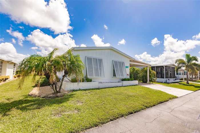 photo 1: 8 S BUENA VISTA AVENUE, ENGLEWOOD FL 34223