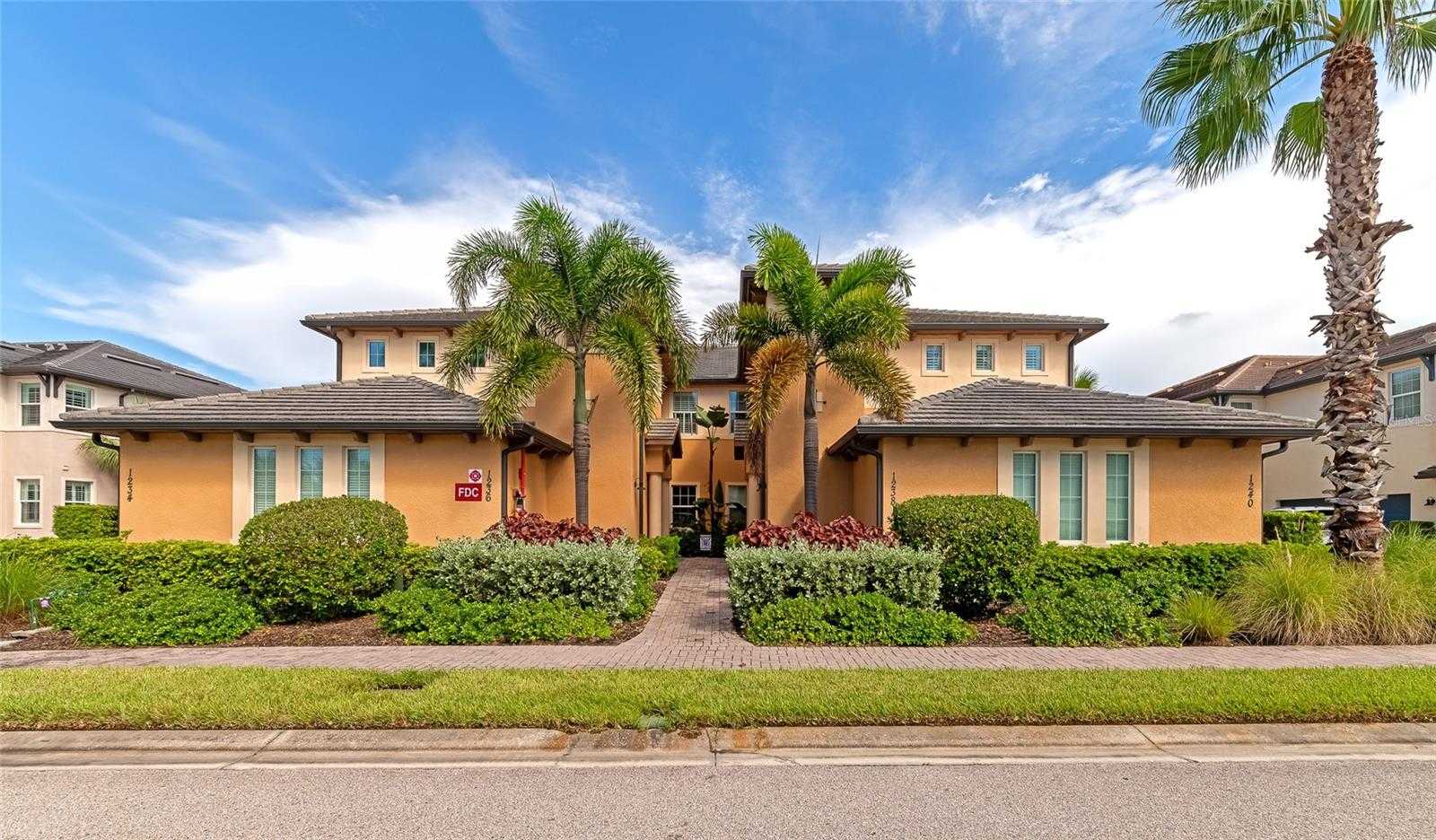 photo 2: 1238 RIVERSCAPE STREET Unit 1238, BRADENTON FL 34208