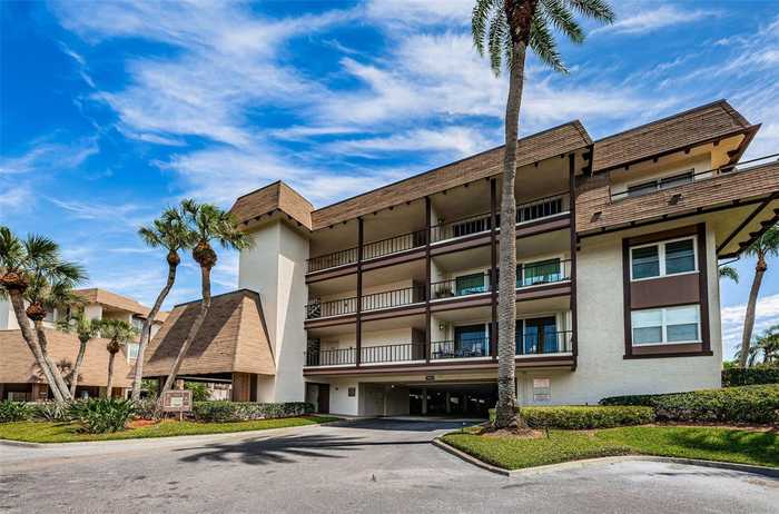 photo 2: 3021 COUNTRYSIDE BOULEVARD Unit 28A, CLEARWATER FL 33761