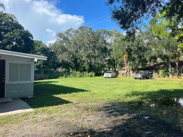 photo 2: 6123 5TH STREET E, BRADENTON FL 34203