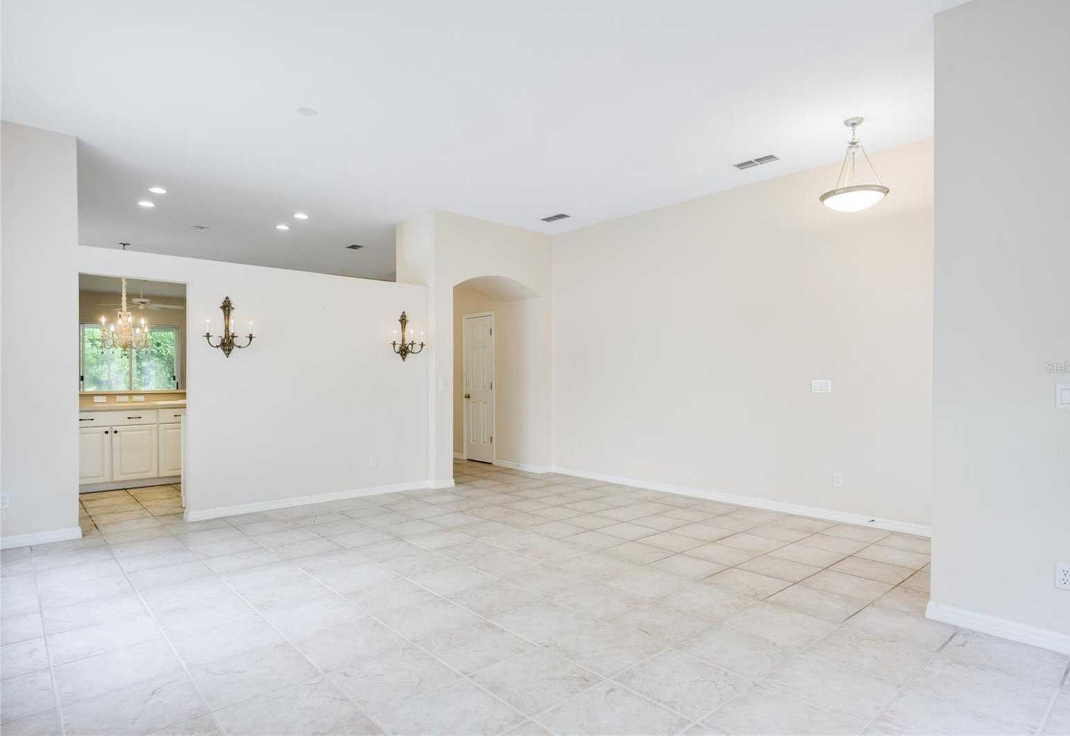 photo 3: 792 LAKEWORTH CIRCLE, LAKE MARY FL 32746