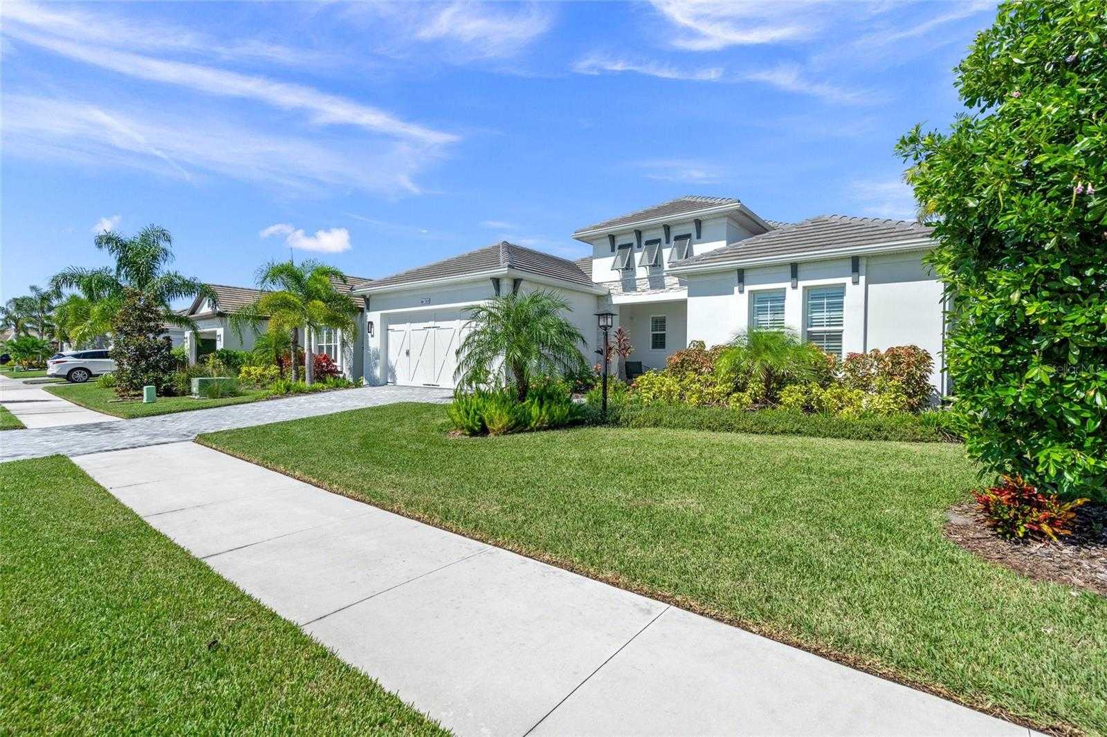 photo 2: 745 TAILWIND PLACE, SARASOTA FL 34240